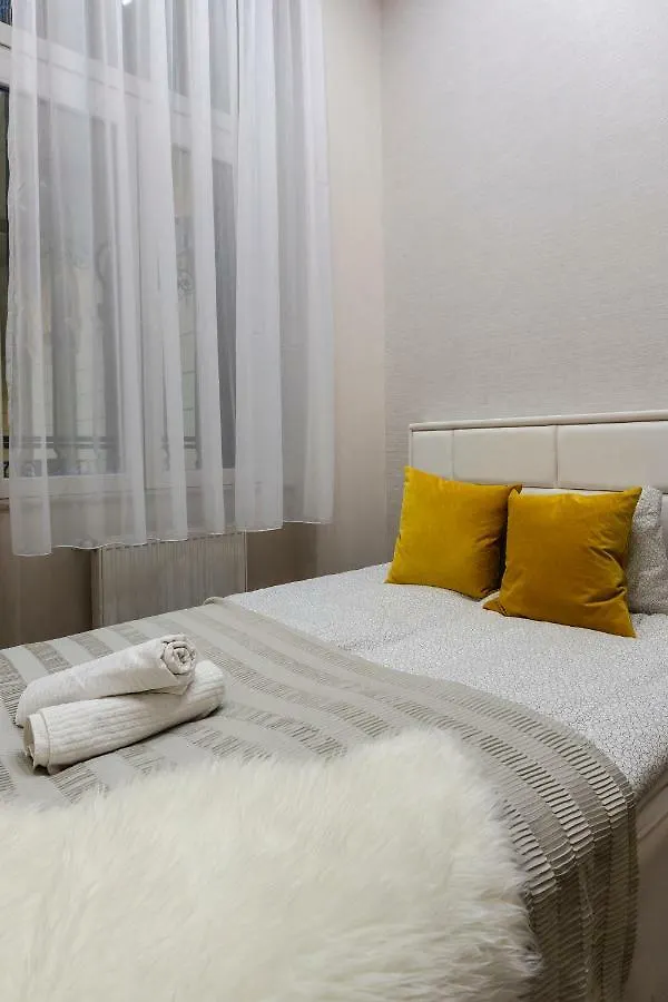 Apartament Deluxe Downtown Home 2 Bedrm, 2 Bathrm Budapeszt Węgry